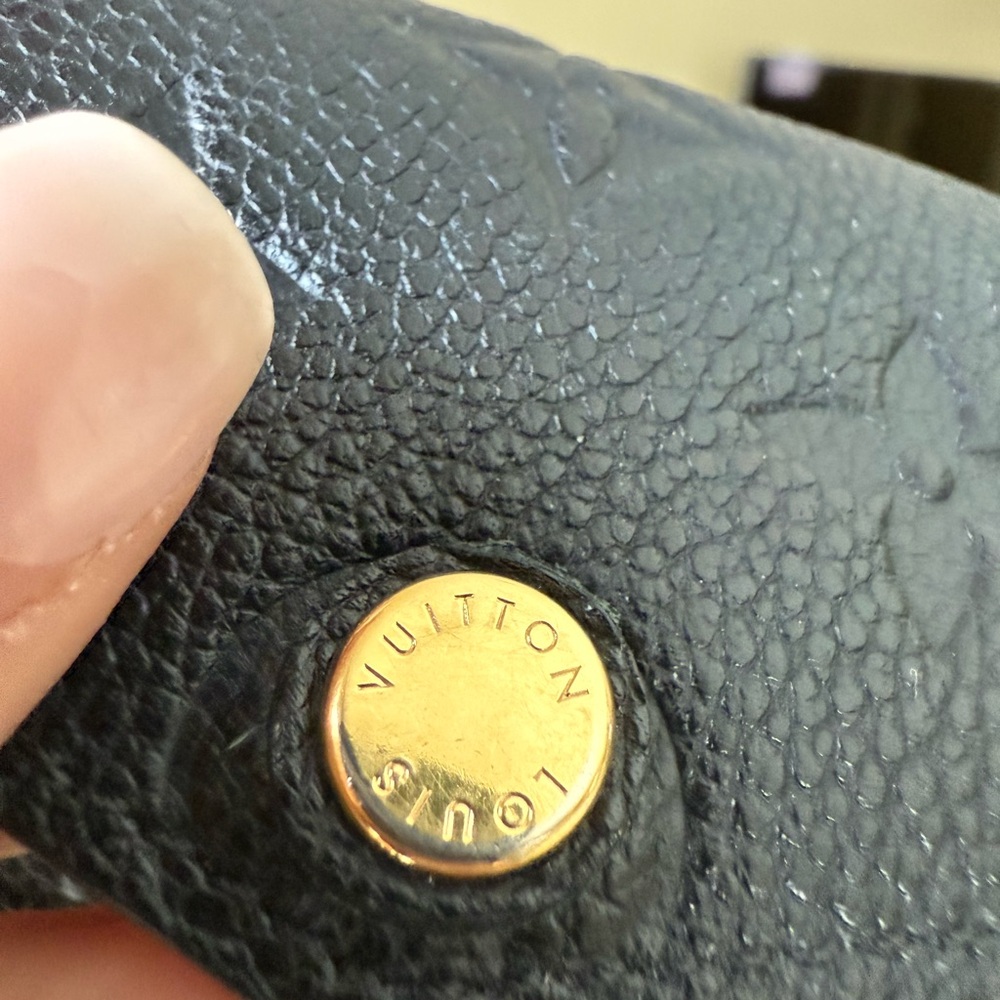 Louis Vuitton Noir Empreinte Key Pouch - Picture 15 of 16